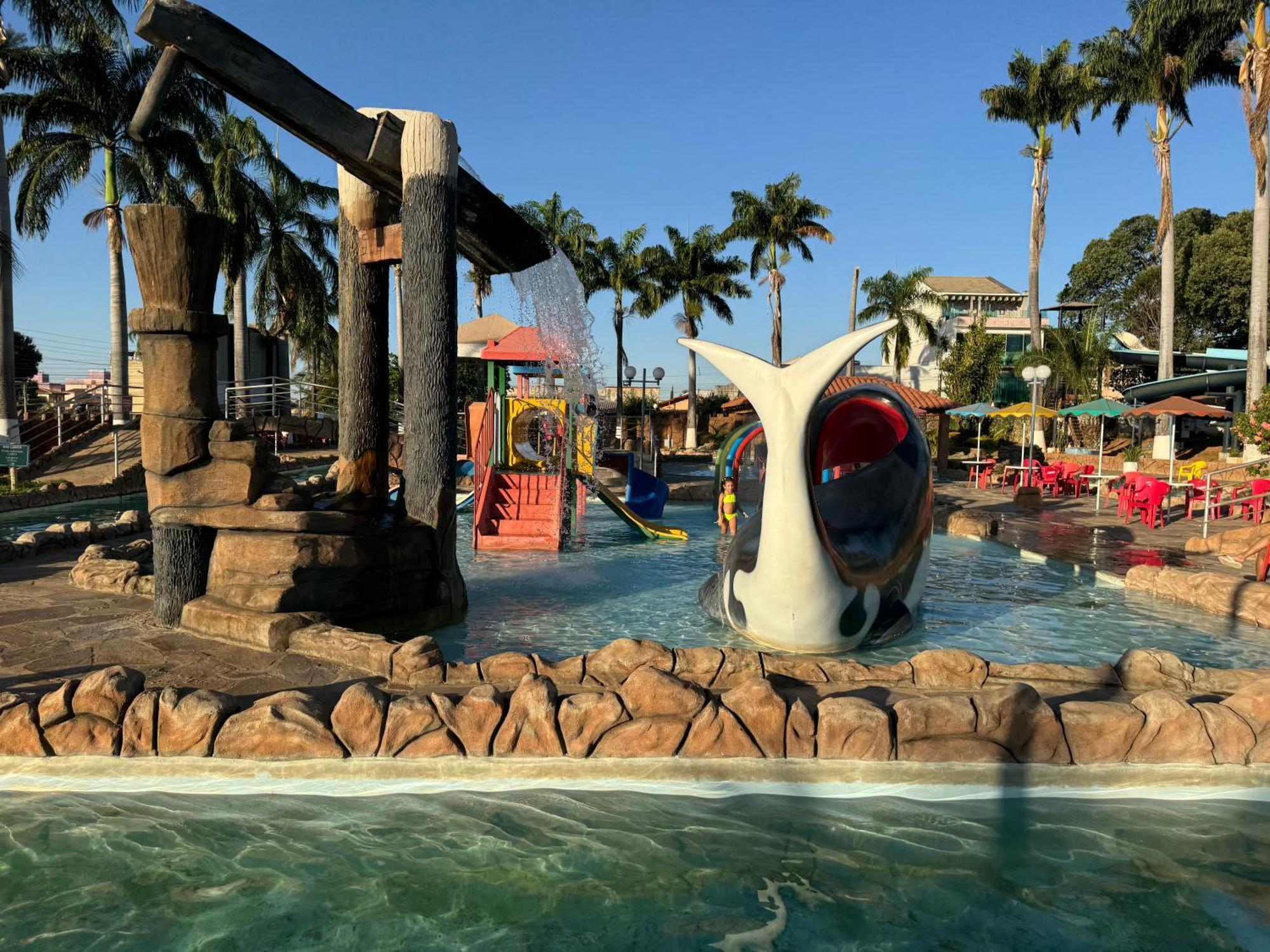 Acquaville Flat E Parque Aquatico Caldas Novas Ngoại thất bức ảnh